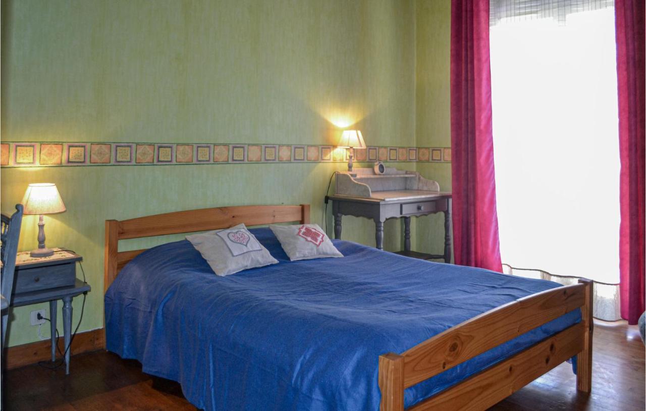 Stunning Home In Biras With Kitchenette מראה חיצוני תמונה
